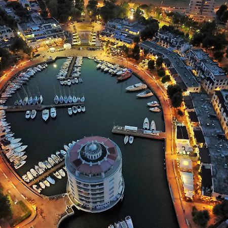 Portoverde Beach Apartments Misano Adriatico Luaran gambar